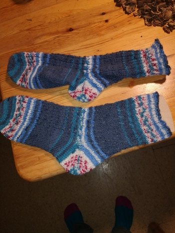 #Socken
Habe endlich mal wieder Socken gestrickt