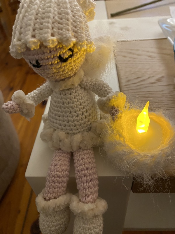 Häkelanleitung Kantenhocker "Engel mit Teelicht"