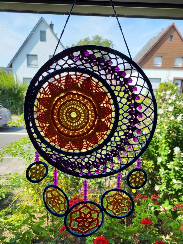 Mandala / Traumfänger &quot;SonneMondSterne&quot; Häkelanleitung