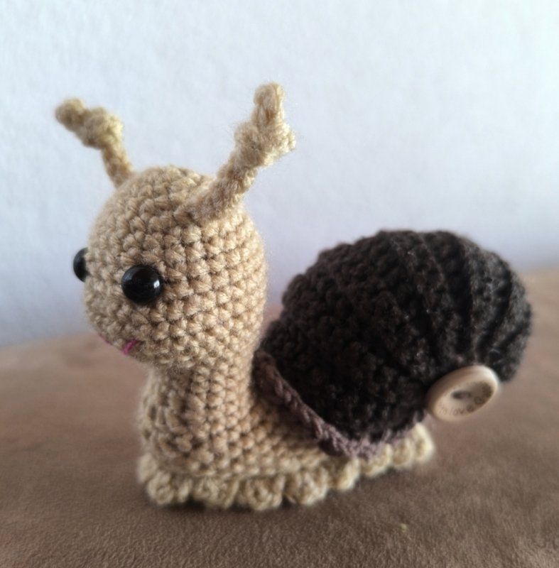 Finchen - Häkel-Anleitung für eine süße Amigurumi-Schnecke