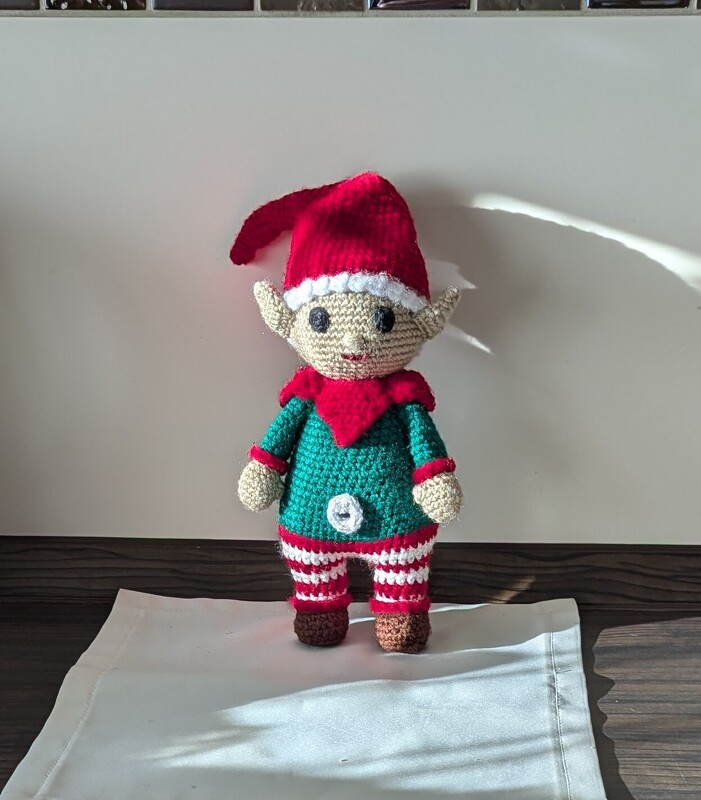 Häkelanleitung Weihnachtself Olaf