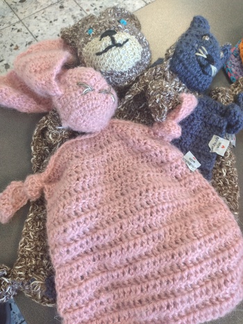 Baby's erste Schmusekameraden..
#Baby