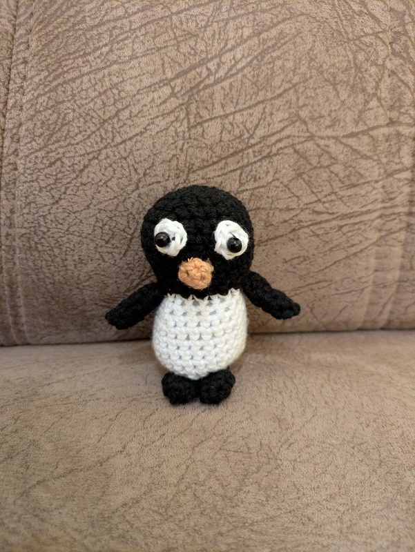 Mini Black Pinguin - Anhänger FreE-Book