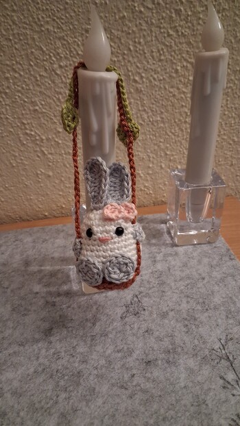 Häschen in der Schaukel, Anleitung Elke Eder