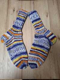 #Sockenweltrekord - 6fach Sockenwolle - Größe 42 - Österreich ist auch dabei - Meine 1.Socken für den Weltrekord sind fertig. 🤗