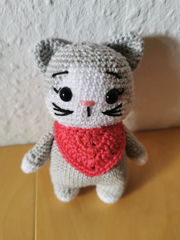 Häkelanleitung Katze Minou