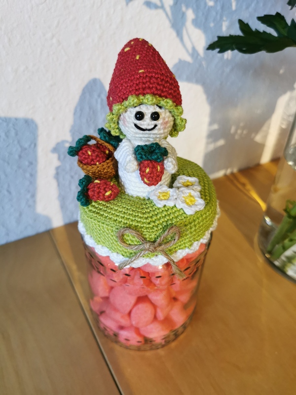 Häkelanleitung - Deckelbezug Erdbeere - zwei Größen