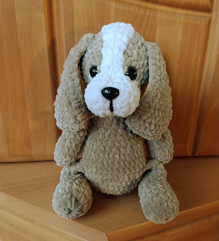 Häkelanleitung: Süßer Amigurumi Hund „Toffee“