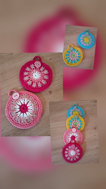 ...Mini Täschchen
...für dies und das
...💛🩷🩵