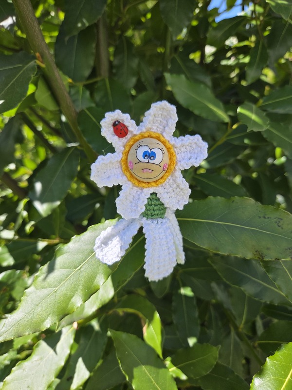 freche Blümchen: Gänseblümchen &amp; Co für Holzkugeln in 2 Größen