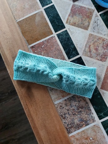 Die Baby-Stinbänder sind mega gut angenommen !! Sehr schön und schlicht gehalten! #Stirnband #Baby #Accessoires