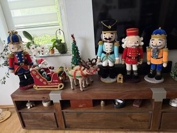 Schon einmal mit Weihnachtsgeschenken begonnen