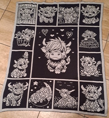 Die Rückseite der Double-face-Decke für das Patenkind. Anleitung von bumblebees-art (Zora and friends) (https://crazypatterns.net/de/store/bumblebees-art)