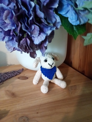 Hier ist Lotti aus der Anleitung von Zauberschlinge.