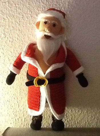 Anleitung ist sehr gut beschrieben allerdings habe ich sie für mich noch ein bisschen abgeändert da ja jeder etwas anders häkelt bzw. es auch abhängig von der Wolle oder des Garns ist.