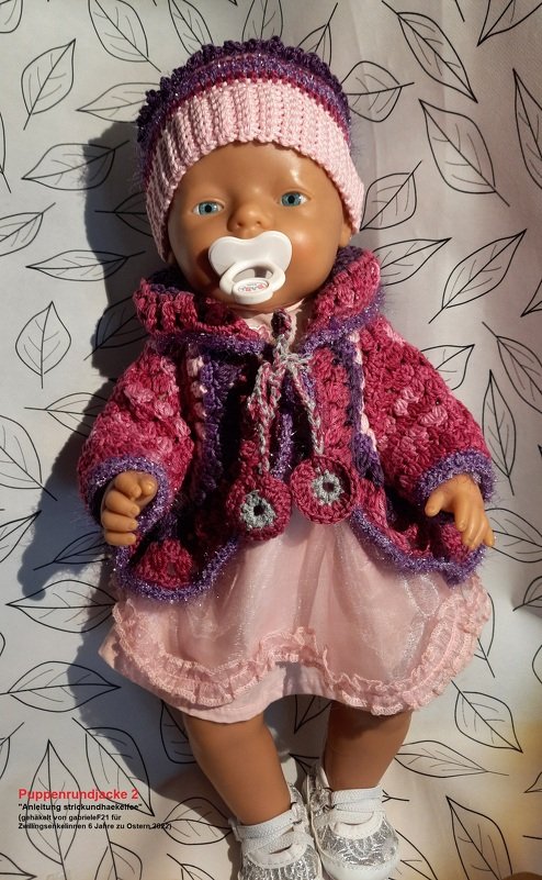 Häkelanleitung für eine Puppenkreisjacke mit Mütze ab 40 cm