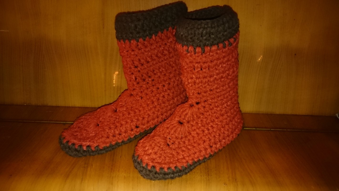 Häkelanleitung Hausschuhe &quot;Apachi&quot;