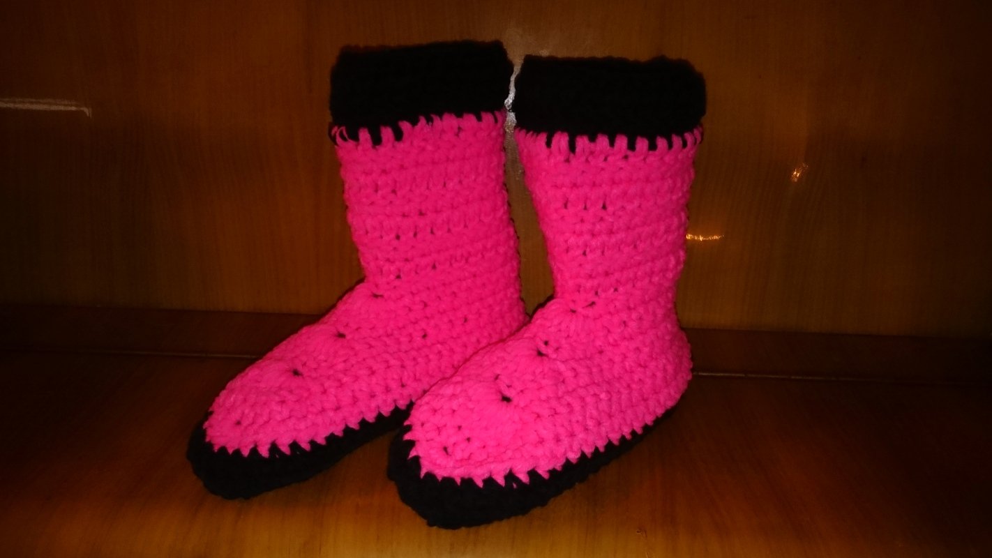 Häkelanleitung Hausschuhe &quot;Apachi&quot;