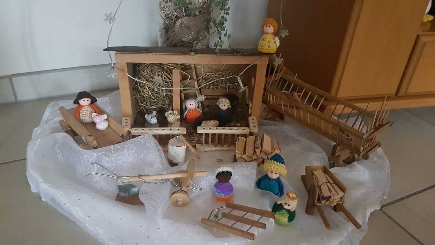 Häkelanleitung Mini Weihnachtskrippe Set mit 11 Figuren