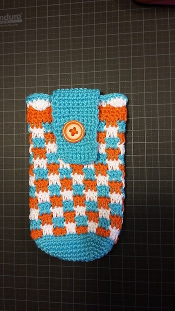 meine selbst entworfene Handyhülle nach diesem Muster von der Country-Tasche