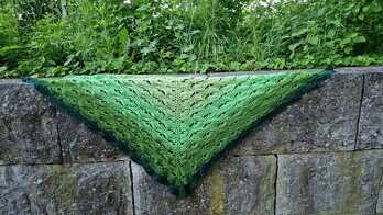 Eine wunderbare gängige Anleitung, die sich schnell verinnerlicht. Ein sehr schönes Ergebnis in sämtlichen Farben. 💚