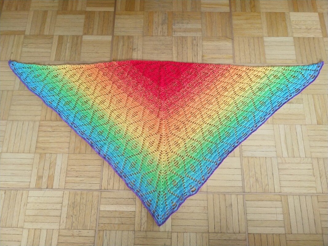 Crochet pattern Salmiakki