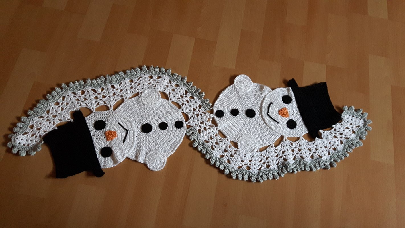 Häkeln / Tischläufer / Schneemann