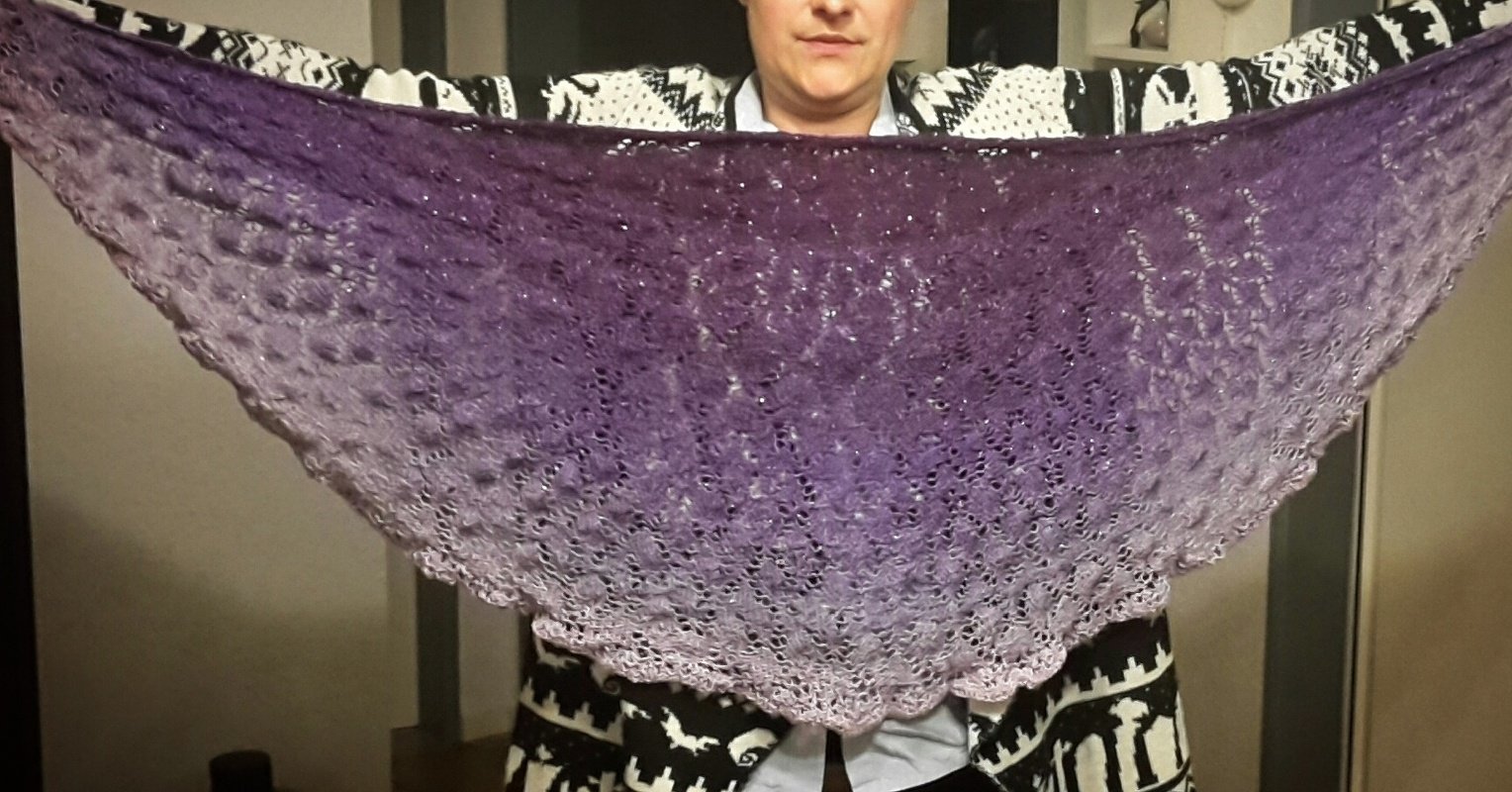 Tuch &quot;Vulkan&quot; mit 1 BOBBEL stricken