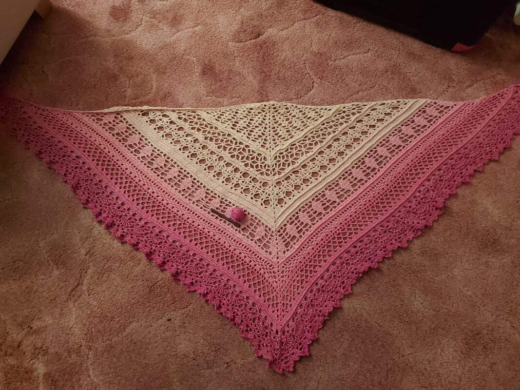 Edlothia Shawl