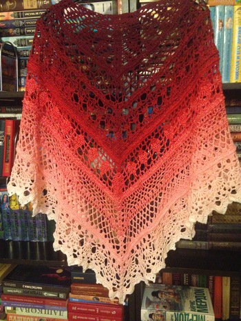 Вязать эту шаль было невероятно приятно. Огромное спасибо за детально продуманную схему!