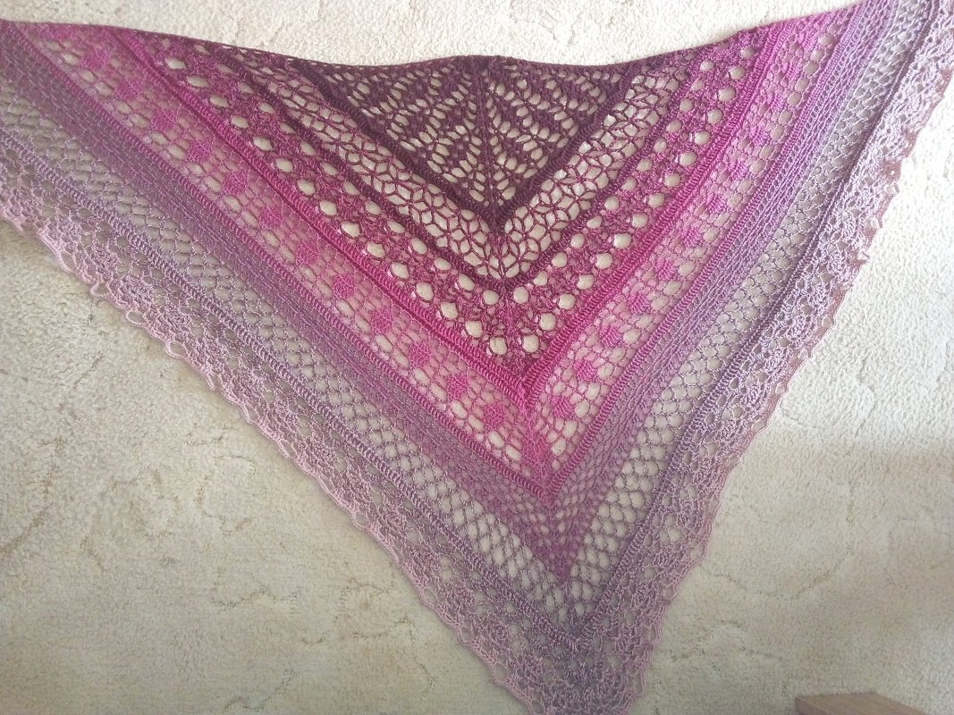 Edlothia Shawl