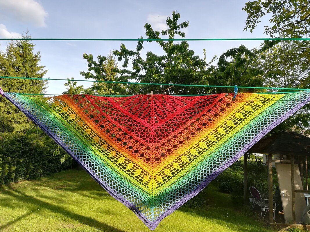 Edlothia Shawl