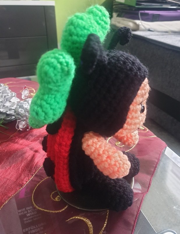 Häkelanleitung Glücksbringer Marienkäfer mit Kleeblatt