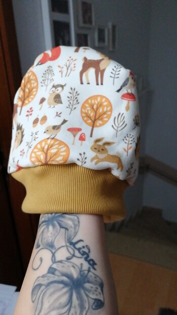 Meine allererste Mütze ist entstanden 😍😍😍😍die Anleitung war wunderbar