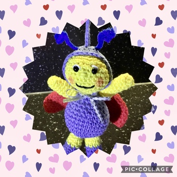 Ein herzliches Dankeschön an Rolis Wollis für die tolle Anleitung.
Zum Glück konnte ich noch einen fotografieren. Die Enkelkinder sind begeistert.