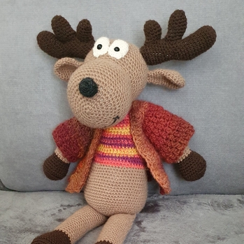 An einem Tag entstanden. Die Tochter meiner Kusine gibt ihn nicht mehr aus der Hand!