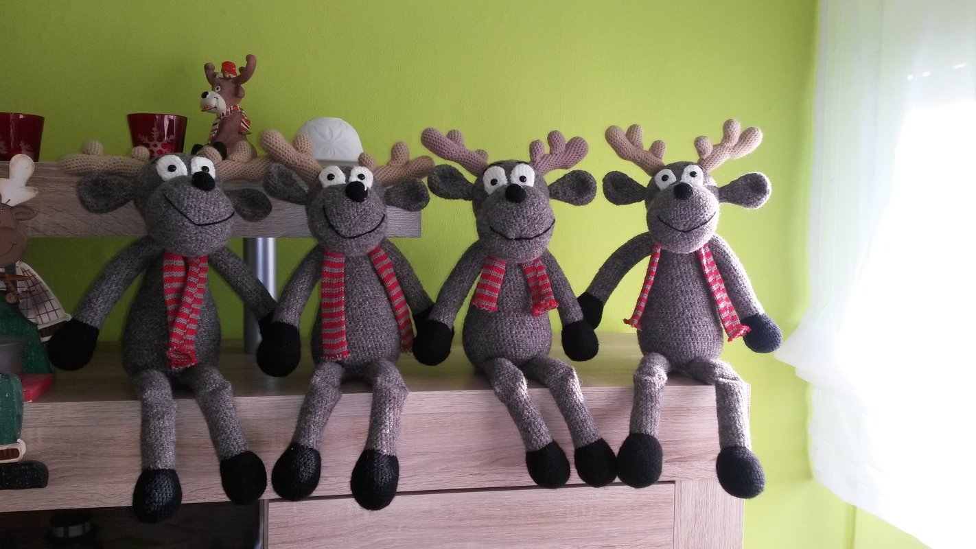 2 in 1: Trophäe und großes Kuscheltier Eddie Elch, Schlenkertier Häkelanleitung als PDF