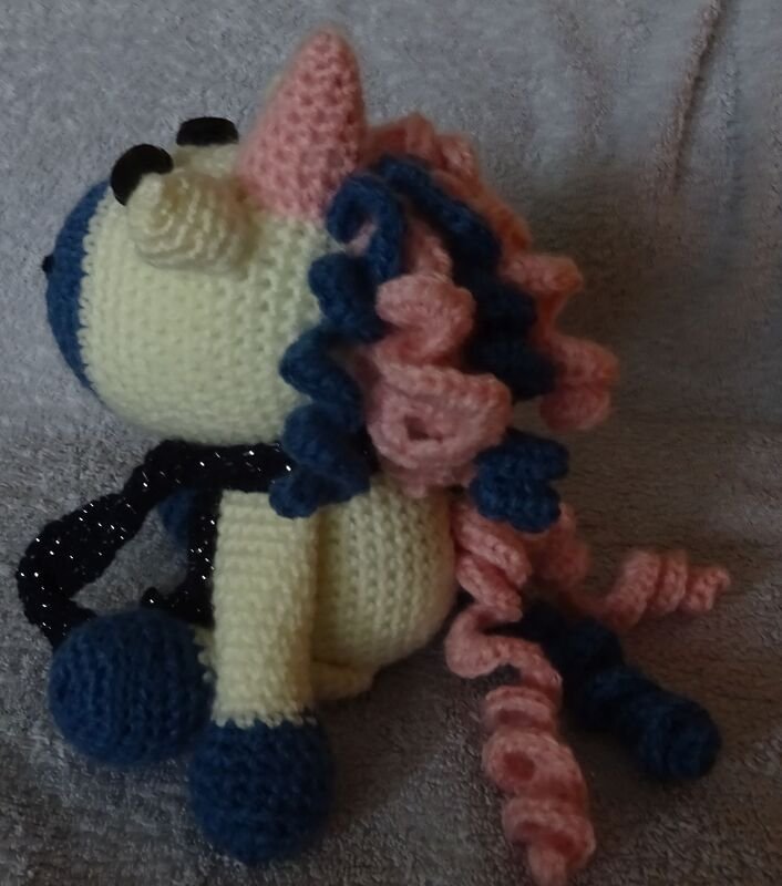 Einhorn Aurora Häkelanleitung