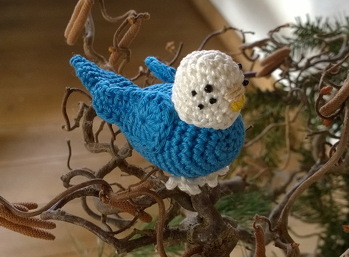 Mit dem  kl.Hansi kann man immer wieder jemandem eine Freude machen. Egal ob blau,grün oder gelb. Danke