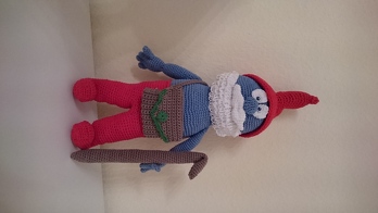 Tolle Anleitung,  ich finde meinen Papa - Schlumpf sehr gelungen.