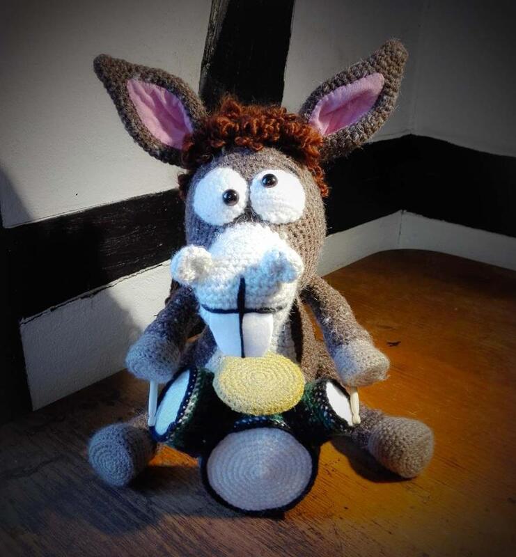 Pablo, der Rocker-Esel, Häkelanleitung