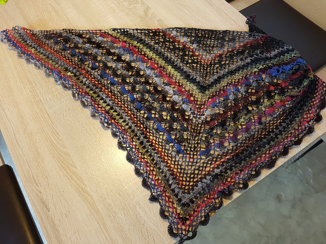 Häkelanleitung Dreieckstuch, Lacetuch, Spitzentuch Fuego