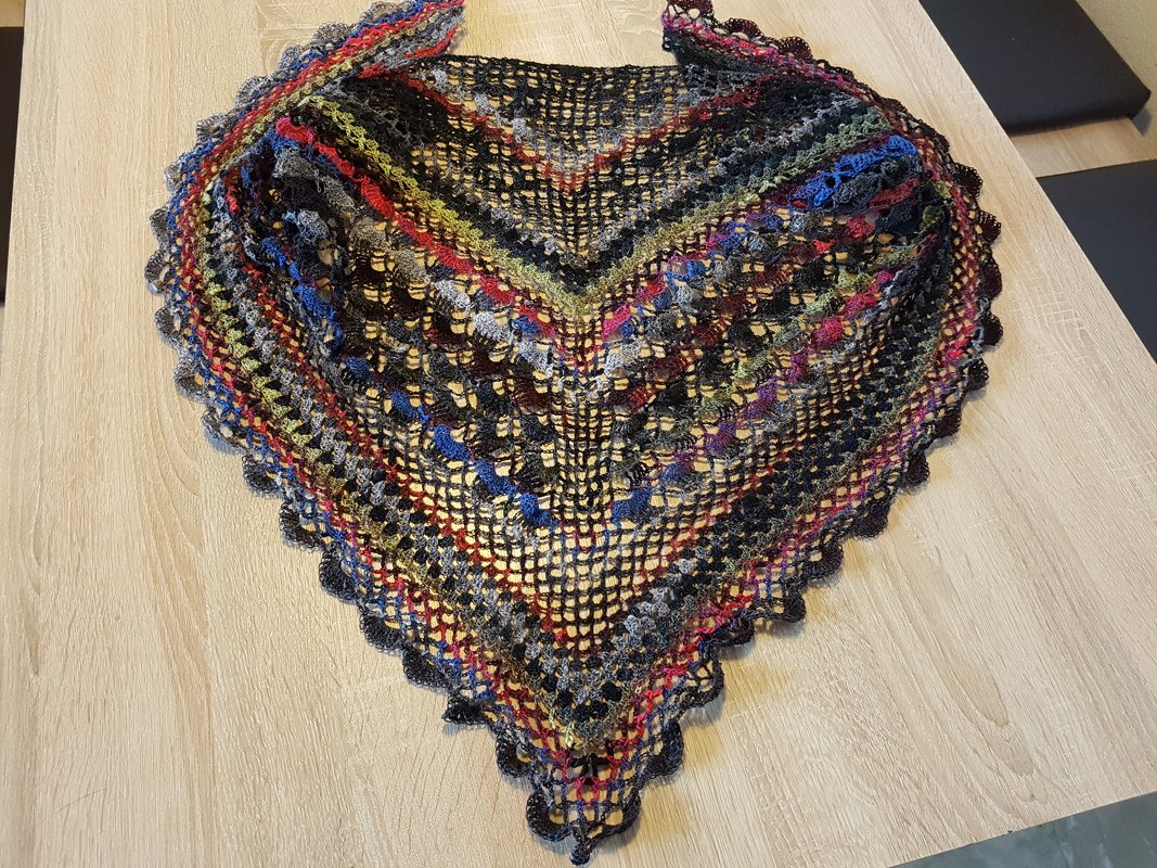 Häkelanleitung Dreieckstuch, Lacetuch, Spitzentuch Fuego