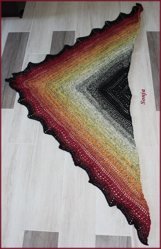 Dreieckstuch "Magic Dragon Fly"