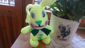 bunte häschen nach Anleitung von chrochet art desing,hat spass gemacht und geht ganz schnell