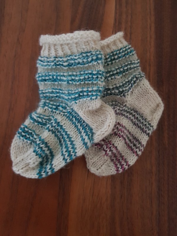 Babysocken &quot;Merle&quot; - Strickanleitung