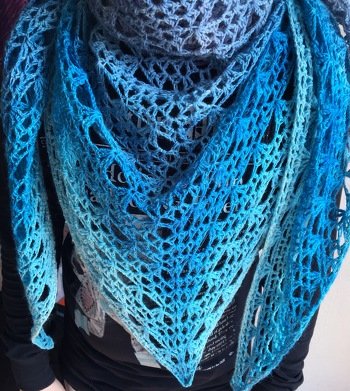 Hier noch ein Bild im getragenen Zustand( es sieht jetzt auch nicht mehr so fleckig aus!