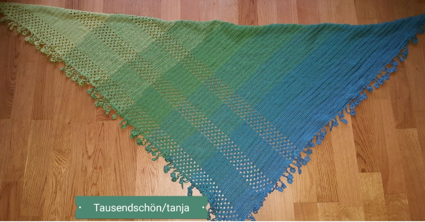 Crochet pattern shawl, wrap Daisy