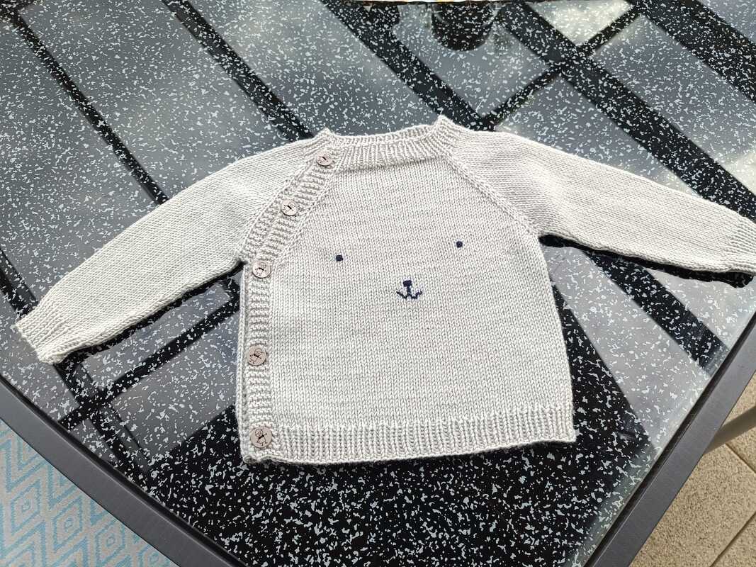 Anleitung für ein Baby-Schlüttli Gr. 62/68