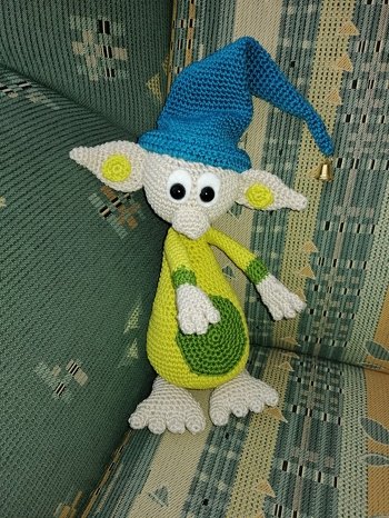 Das Häkeln von Lumpi machte mir viel Spaß. Die Anleitung mal wieder gut verständlich und alles passte perfekt.
Meine 5jährige Nichte hat sich sehr über diesen lustigen Gesellen gefreut.